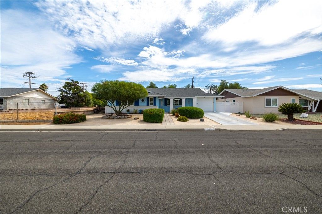 28700 Thornhill, Menifee, CA 92586 — photo 3