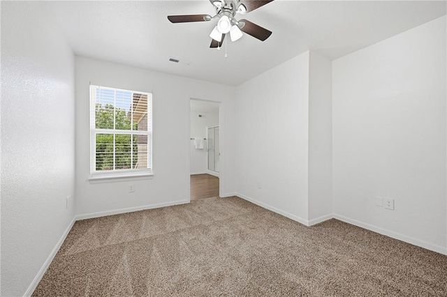 3305 N 103rd Place, Kansas City, KS 66109