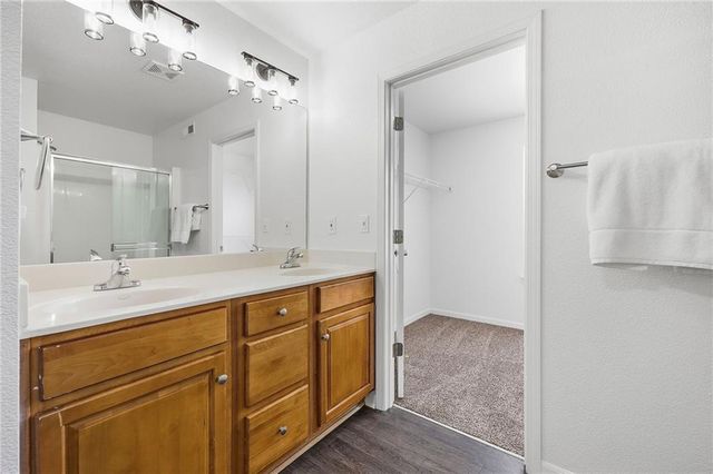 3305 N 103rd Place, Kansas City, KS 66109