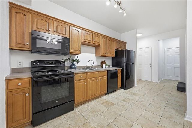 3305 N 103rd Place, Kansas City, KS 66109