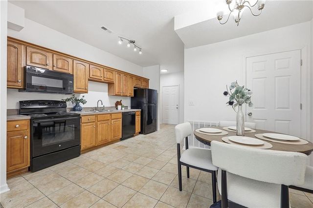 3305 N 103rd Place, Kansas City, KS 66109