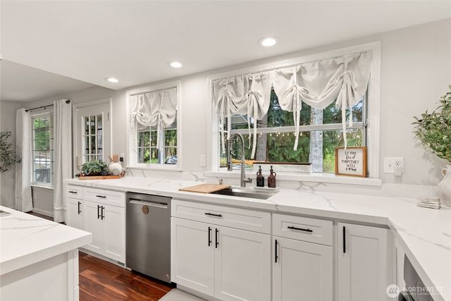 6615 Silver Springs Drive NW, Gig Harbor, WA 98335