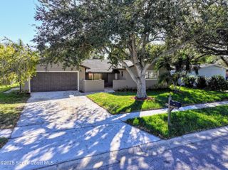 987 Nicklaus Drive, Rockledge, FL 32955