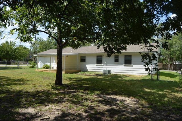 3321 Eastland Avenue, Greenville, TX 75402