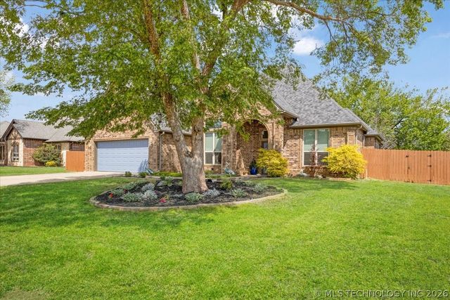 1008 Beretta Boulevard, Durant, OK 74701