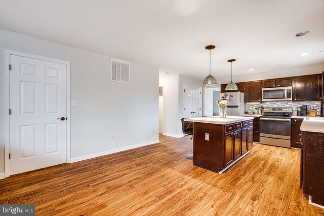 76 BASALT DR, Fredericksburg, VA 22406