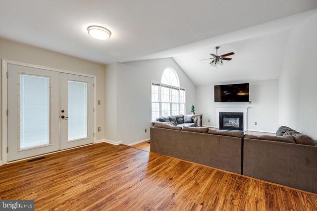 76 BASALT DR, Fredericksburg, VA 22406