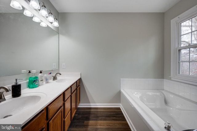 76 BASALT DR, Fredericksburg, VA 22406