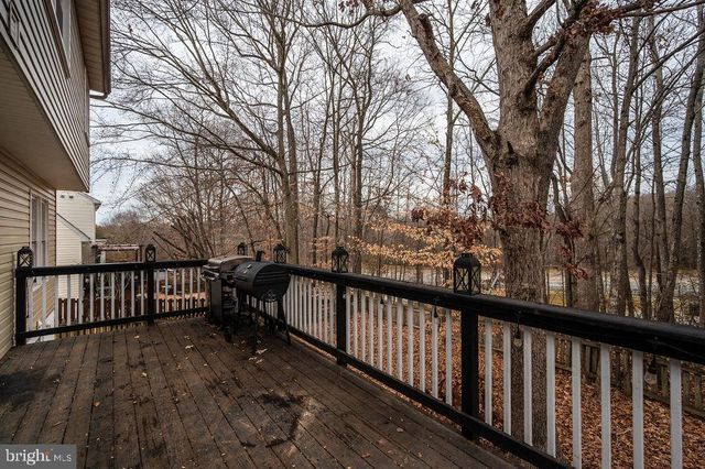 76 BASALT DR, Fredericksburg, VA 22406