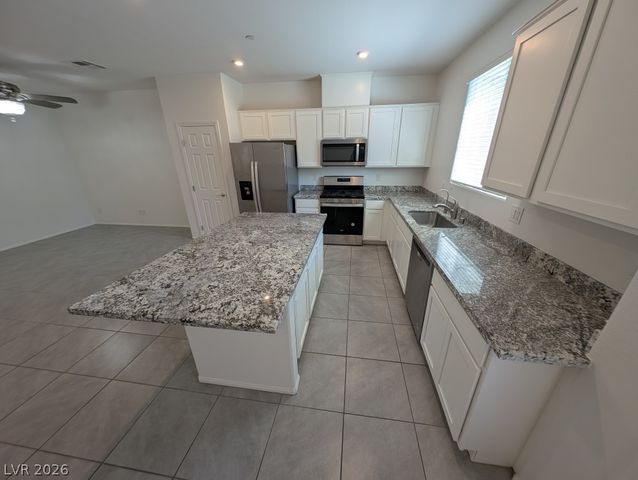 664 Vetiver Lane, Henderson, NV 89015