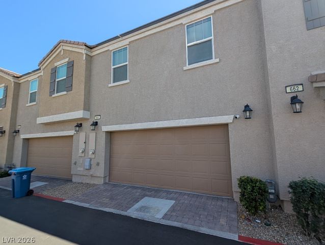664 Vetiver Lane, Henderson, NV 89015