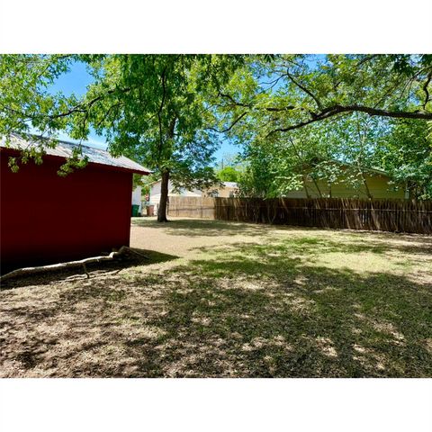 908 Redd ST, Austin, TX 78745
