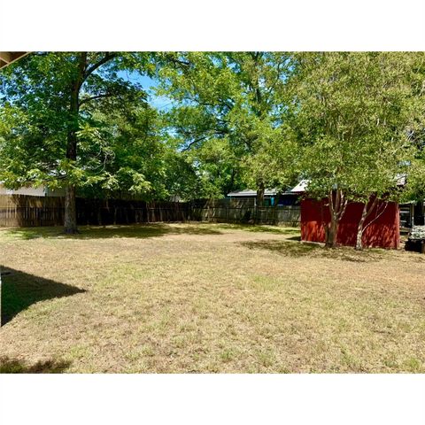 908 Redd ST, Austin, TX 78745
