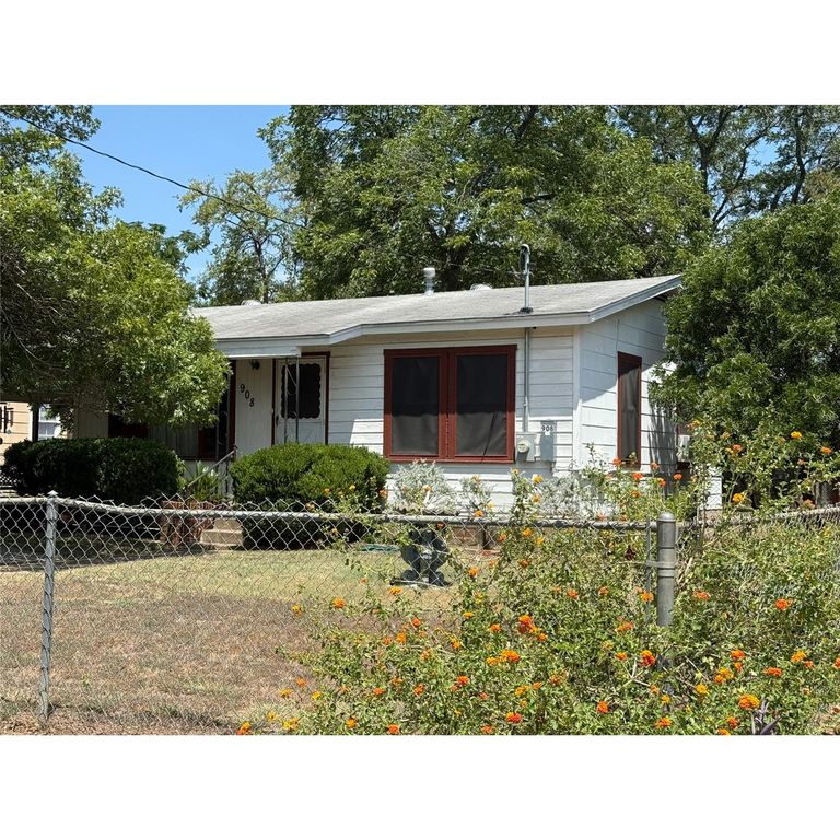 908 Redd ST, Austin, TX 78745