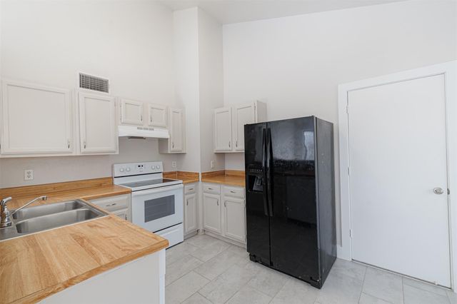 17211 Wagganner Drive, Hockley, TX 77447