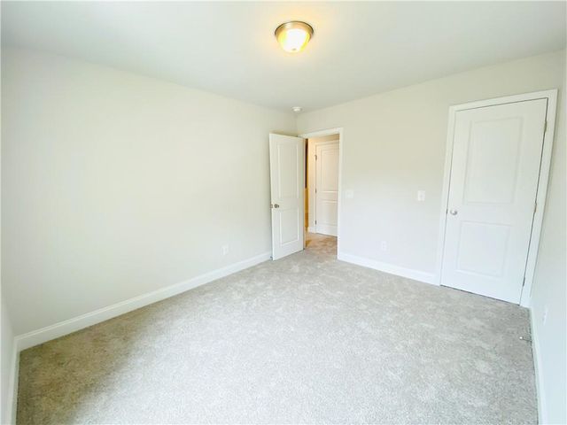 1095 North Village Drive, Decatur, GA 30032