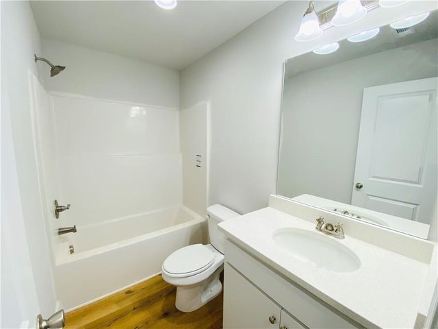 1095 North Village Drive, Decatur, GA 30032