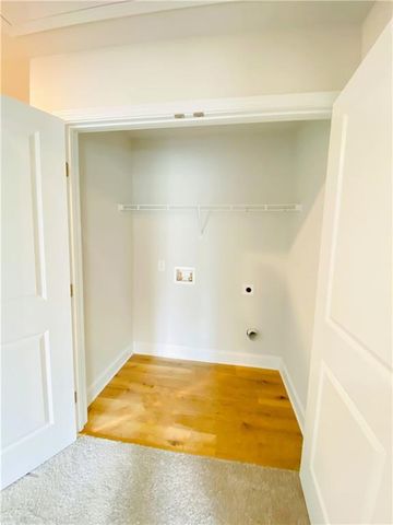 1095 North Village Drive, Decatur, GA 30032