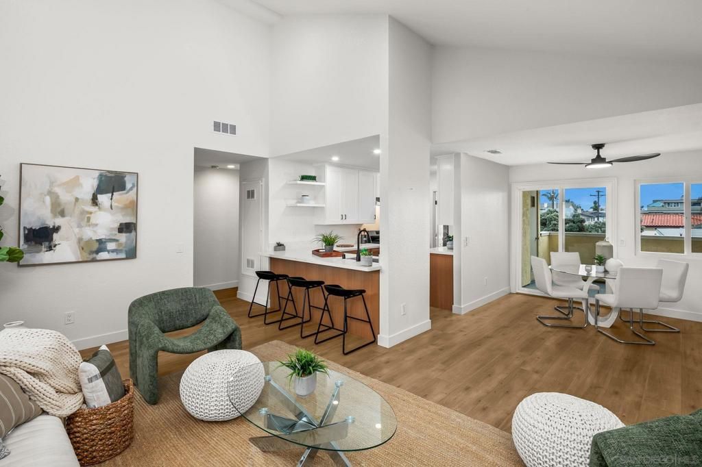 Image 2 of property listing at 152 Evergreen Ave. 4, Imperial Beach, CA 91932