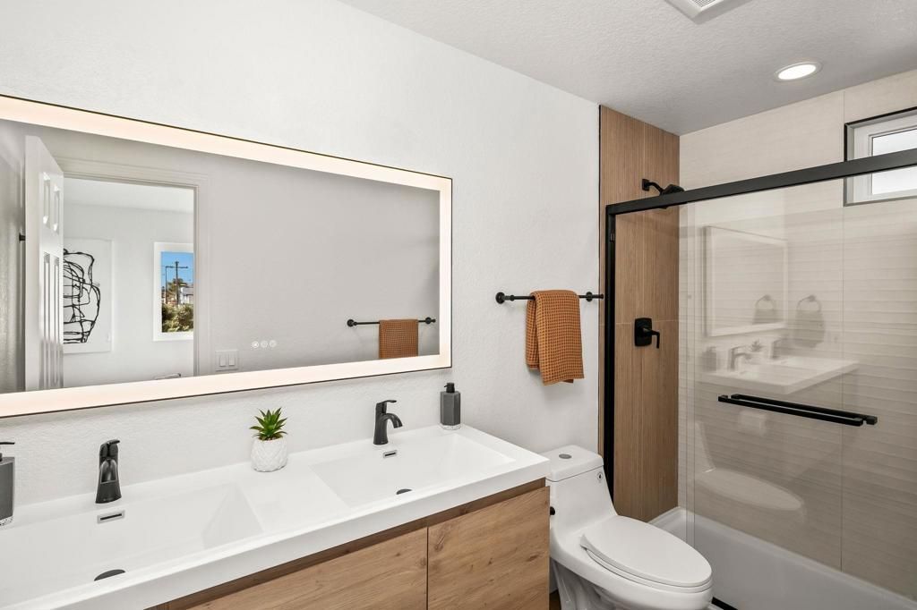Image 21 of property listing at 152 Evergreen Ave. 4, Imperial Beach, CA 91932