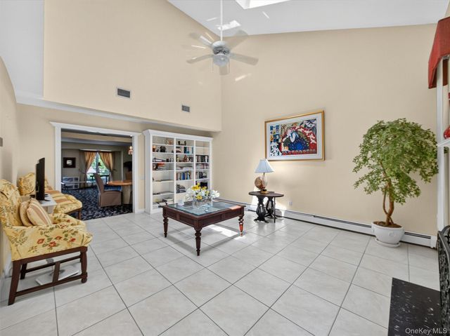 20 Fox Court, Suffern, NY 10901