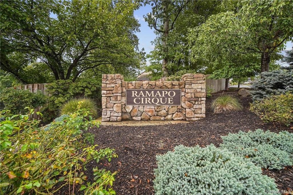 20 Fox Court, Suffern, NY 10901