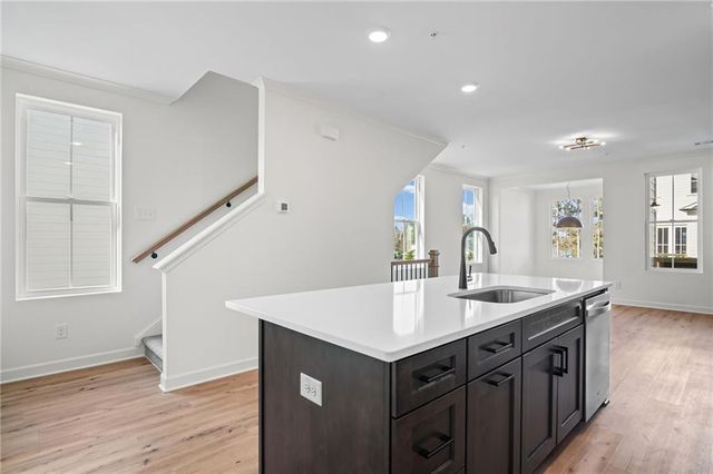 216 Village Overlook K1, Canton, GA 30114