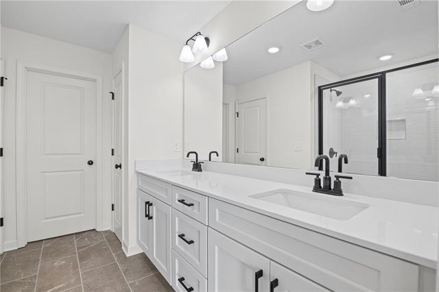216 Village Overlook K1, Canton, GA 30114