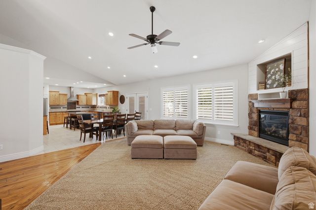 242 E 880 S, Santaquin, UT 84655
