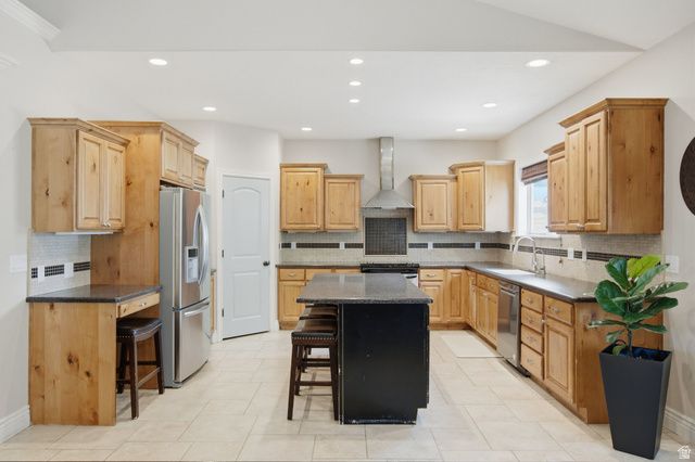 242 E 880 S, Santaquin, UT 84655