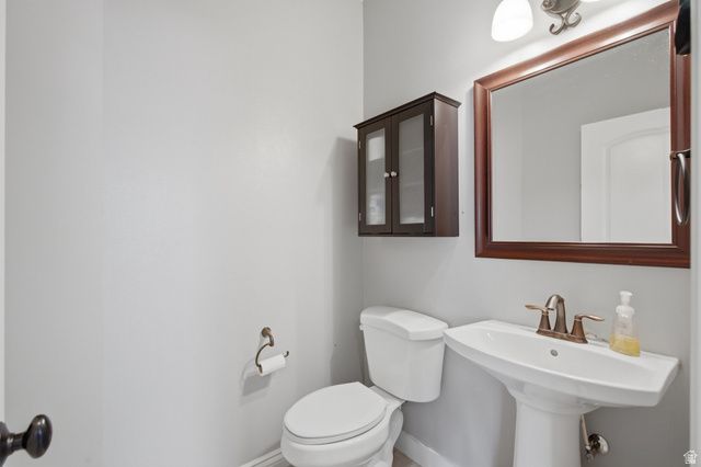 242 E 880 S, Santaquin, UT 84655