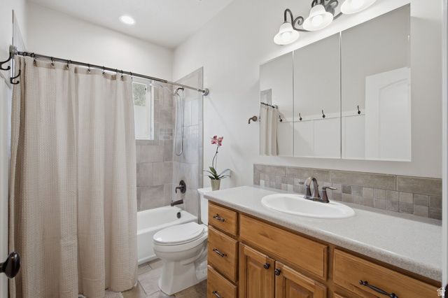 242 E 880 S, Santaquin, UT 84655