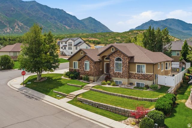 242 E 880 S, Santaquin, UT 84655