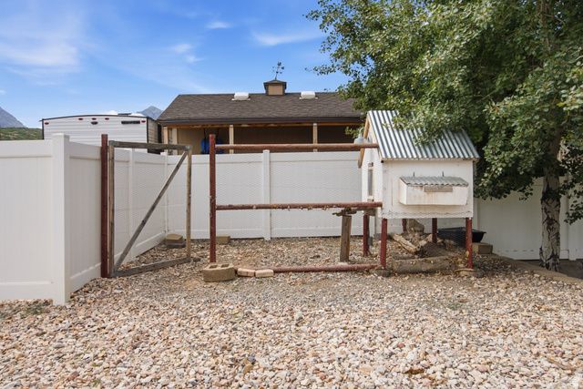 242 E 880 S, Santaquin, UT 84655