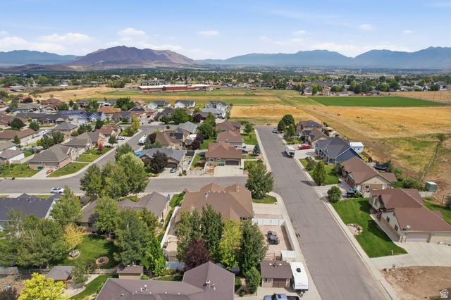 242 E 880 S, Santaquin, UT 84655