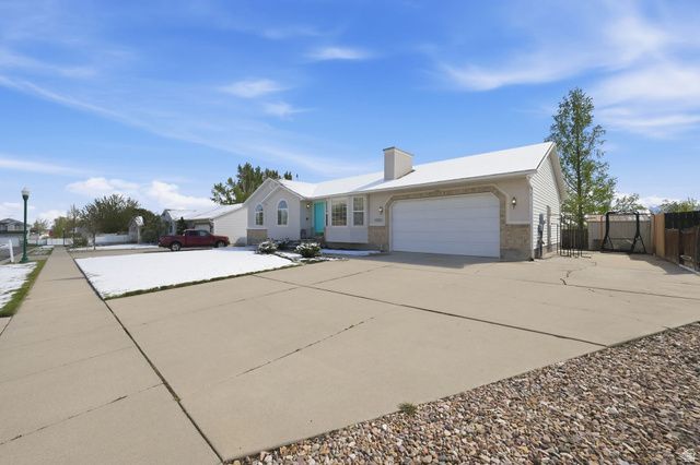 13951 S HAYSTACK PEAK CIR, Riverton, UT 84096