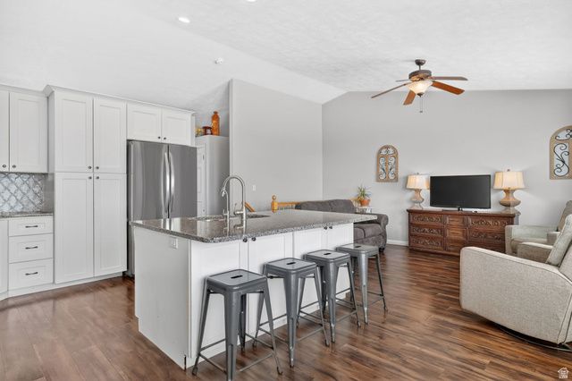 13951 S HAYSTACK PEAK CIR, Riverton, UT 84096