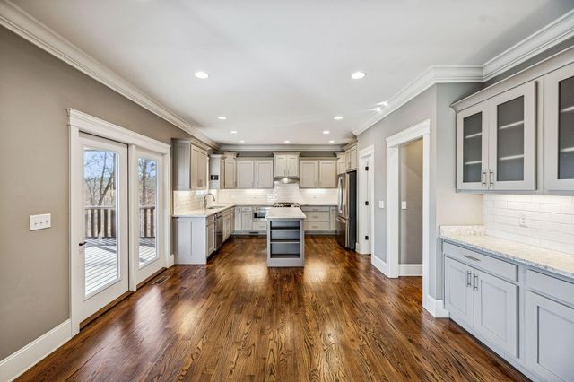 698 Sugar Leaf Lane, Soddy Daisy, TN 37379