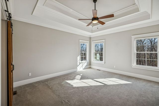 698 Sugar Leaf Lane, Soddy Daisy, TN 37379