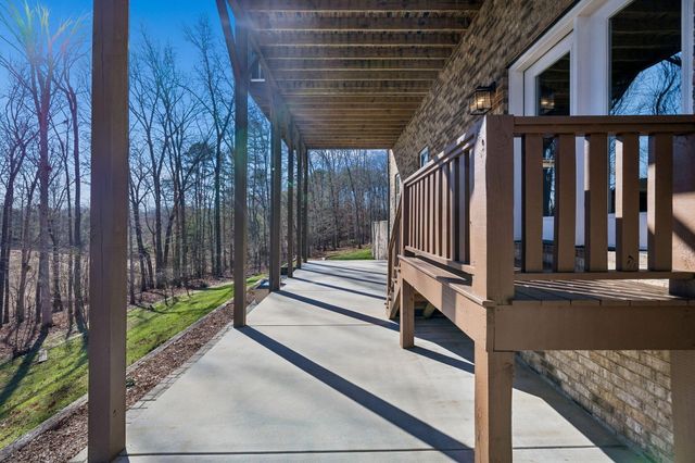 698 Sugar Leaf Lane, Soddy Daisy, TN 37379