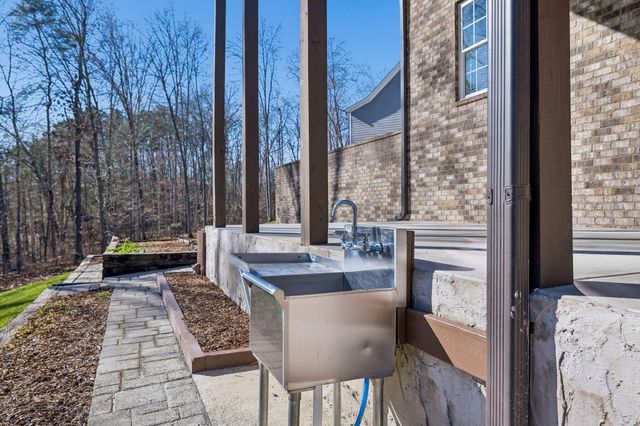 698 Sugar Leaf Lane, Soddy Daisy, TN 37379