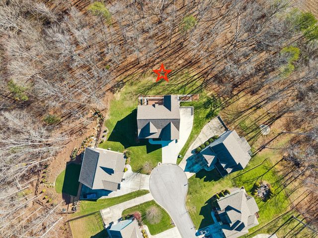 698 Sugar Leaf Lane, Soddy Daisy, TN 37379