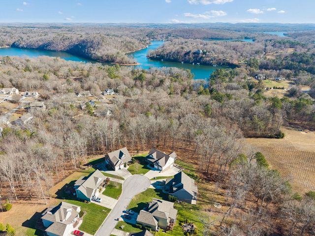 698 Sugar Leaf Lane, Soddy Daisy, TN 37379