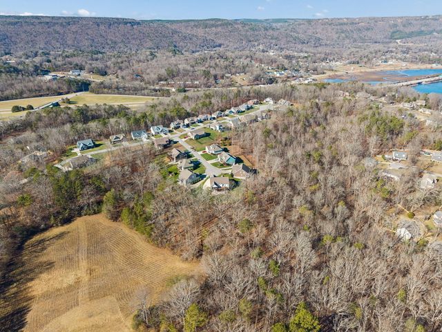 698 Sugar Leaf Lane, Soddy Daisy, TN 37379