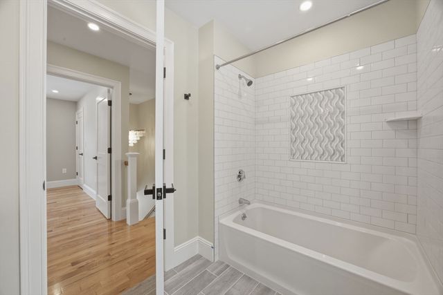 6 Eleanor Rd, Walpole, MA 02081