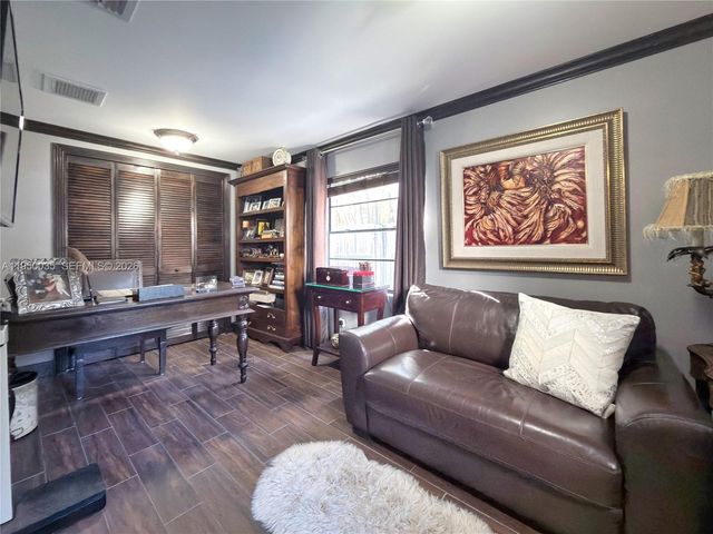 7925 SW 124th St, Pinecrest, FL 33156