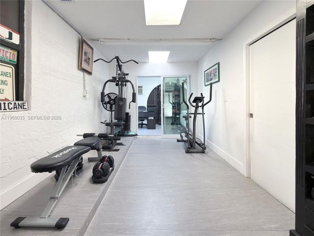 7925 SW 124th St, Pinecrest, FL 33156