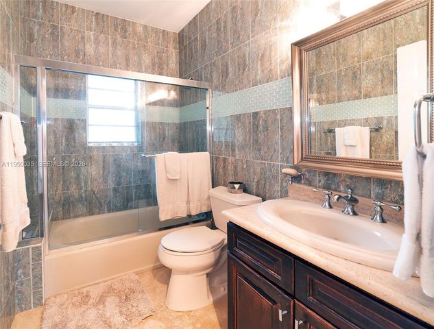 7925 SW 124th St, Pinecrest, FL 33156