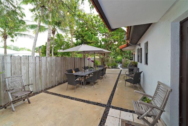 7925 SW 124th St, Pinecrest, FL 33156