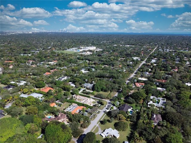 7925 SW 124th St, Pinecrest, FL 33156